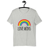 Colorful Pride Vector Rainbow y camiseta con el texto 'Love Wins' para la comunidad LGBT