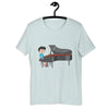Camiseta con personaje de niño tocando el piano