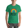 Vector Graphic LGBT Rainbow Flag y Pride Text Camiseta