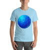 Camiseta con diseño de bola geométrica azul de ilustración vectorial