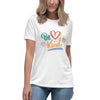 Camiseta con letras dibujadas a mano del Día Mundial de la Bondad con estilo